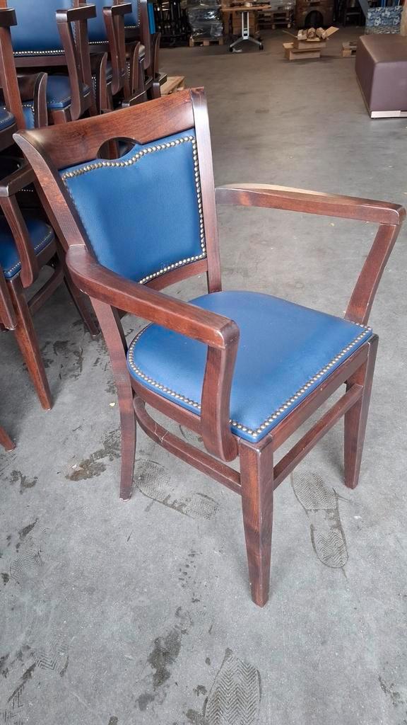 17 geweldige cafe horeca bistro stoelen + nails bruin hout, Huis en Inrichting, Stoelen, Zo goed als nieuw, Vijf, Zes of meer stoelen