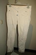 High Use creme kleurige broek apart model koort achter 38, Kleding | Dames, Maat 38/40 (M), Overige kleuren, Verzenden, High use
