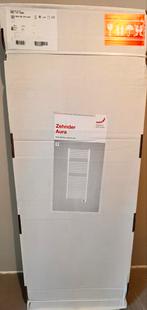 Zehnder Aura Radiator - Nieuw in Verpakking, Doe-het-zelf en Verbouw, Verwarming en Radiatoren, 500 tot 800 watt, Hoog rendement (Hr)
