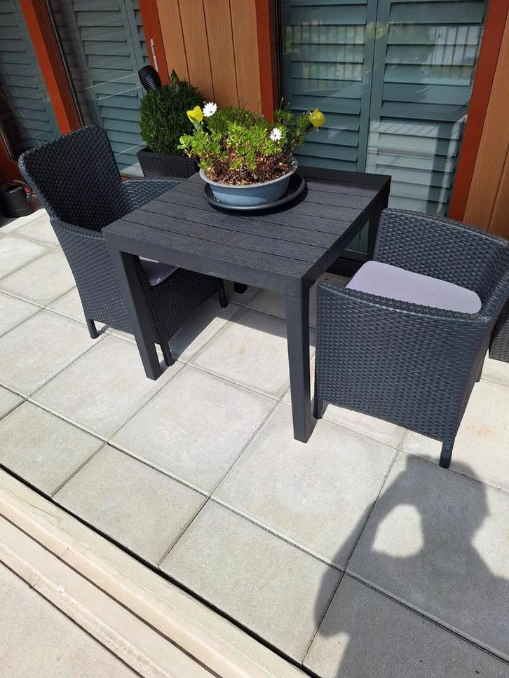 Aĺlibert Tuinset Lowa met Kussens & Tafel, Tuin en Terras, Tuinstoelen, Zo goed als nieuw, Overige materialen, Ophalen