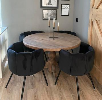 Prachtige eethoek landelijk/hotel chique/japandi beschikbaar voor biedingen