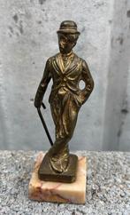 CHARLIE CHAPLIN, Ophalen