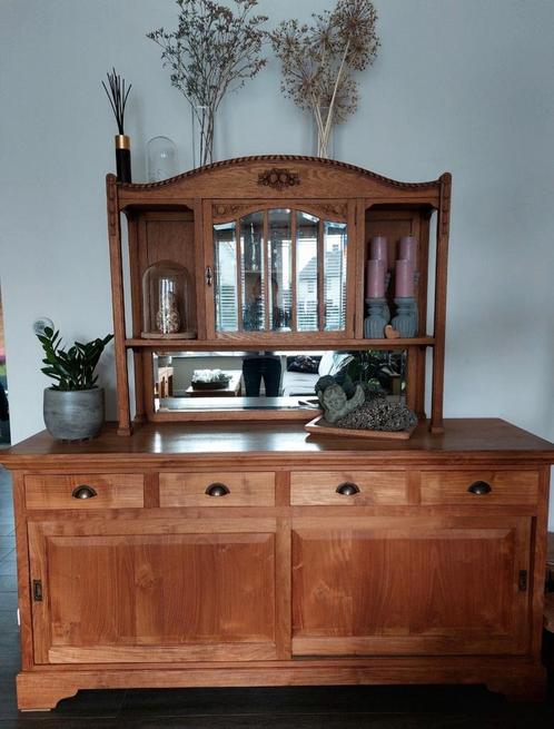 Massief teak houten dressoir., Huis en Inrichting, Kasten | Dressoirs, Zo goed als nieuw, 150 tot 200 cm, 50 tot 75 cm, Ophalen