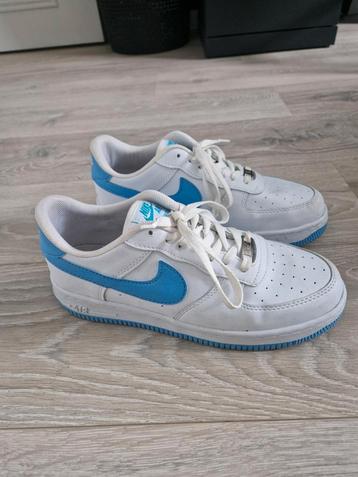 Nike Air Force 1 lichtblauw/wit (remake) - Maat 44 beschikbaar voor biedingen