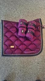 Equestrian Stockholm Purple gold set full dressuur, Dieren en Toebehoren, Paarden en Pony's | Dekens en Dekjes, Ophalen of Verzenden