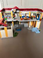 Playmobile grote school + gymzaal, Kinderen en Baby's, Speelgoed | Playmobil, Ophalen, Zo goed als nieuw