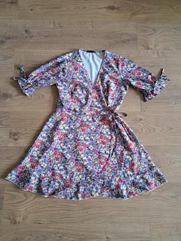 Mooi kleurrijk jurkje met bloemen maat S / 36 als NIEUW beschikbaar voor biedingen