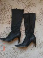 Zwarte lange laars met hoge hak maat 36, Hoge laarzen, Zwart, Ophalen of Verzenden, Onbekend