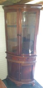 Antieke houten hoekkast met vitrinegedeelte., Antiek en Kunst, Ophalen