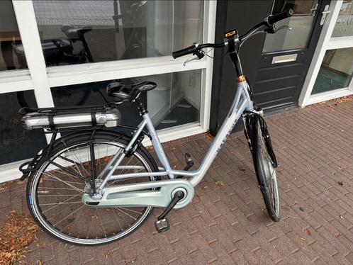 Batavus Monaco emotion, Fietsen en Brommers, Elektrische fietsen, Zo goed als nieuw, Batavus, 50 km per accu of meer, Ophalen