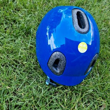 Helm baby kind beschikbaar voor biedingen