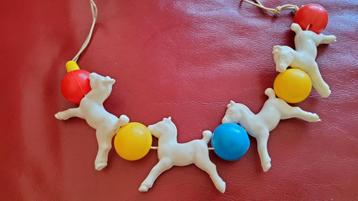 Oud retro wandelwagen wagenspanner baby rattle rammelaar. beschikbaar voor biedingen