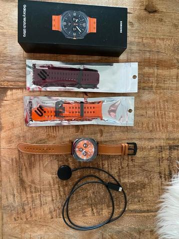  Galaxy Watch Ultra + Extra Bandjes beschikbaar voor biedingen