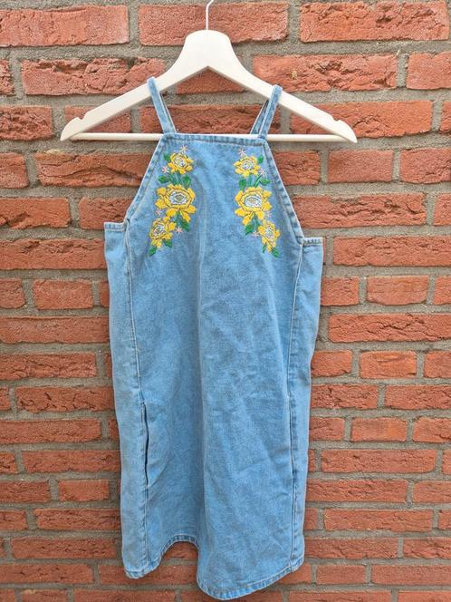 Lichtblauw denim jurkje geborduurde bloemen maat UK6 EU34, Kleding | Dames, Jurken, Zo goed als nieuw, Maat 34 (XS) of kleiner