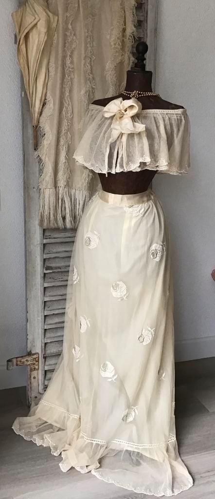 Antiek tule/kant/rok/onderrok/kraag/Frans tule/Wespentaille, Antiek en Kunst, Antiek | Kleding en Accessoires, Ophalen of Verzenden