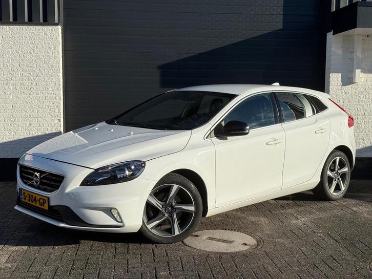 Volvo V40 T2 R-Design Summum | 2016 | 122 pk | Half leder/Al, Auto's, Volvo, Bedrijf, Te koop, V40, ABS, Airbags, Airconditioning