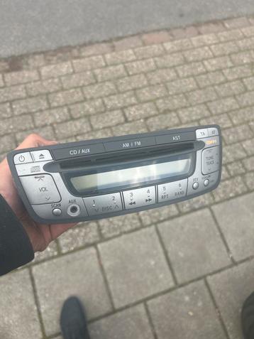 Toyota Aygo Autoradio Origineel beschikbaar voor biedingen