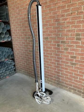 256. legrant Energiezuil snap-on 45mm lengte 2 meter beschikbaar voor biedingen