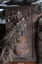 Lijst met kruik sober teak compleet met toef asparagus, Www.jufbrocante.nl, Www.jufbrocante.nl, Nieuw, Ophalen of Verzenden