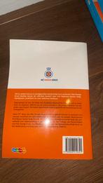 Het Oranje Kruis Boekje - EHBO Handleiding, Ophalen of Verzenden, Zo goed als nieuw