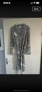 Jurk shoeby xxxl, Verzenden, Zo goed als nieuw, Maat 46/48 (XL) of groter, Onder de knie