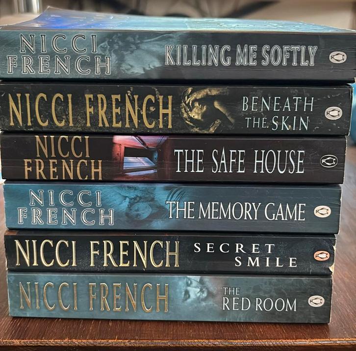 Nicci French boeken, engelstalig, Boeken, Fantasy, Zo goed als nieuw, Ophalen