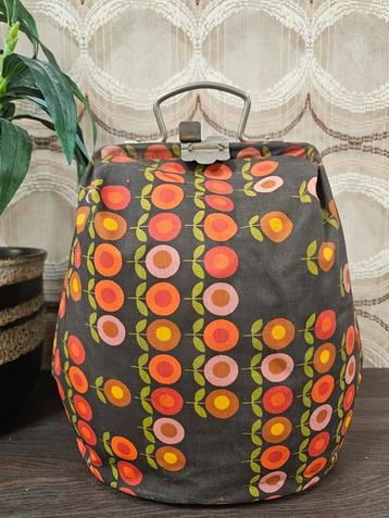 Theebeurs met knip bloemenprint jaren 70 retro theemuts  beschikbaar voor biedingen
