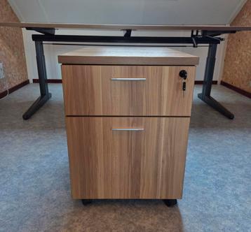 Ahrend 1,80 x 90 verstelbaar bureau kastje wieltjes ahorn beschikbaar voor biedingen