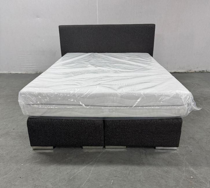 Boxspring 140x200 !!!!met gloednieuw matras!!!!, Huis en Inrichting, Slaapkamer | Bedden, Nieuw, Tweepersoons, 140 cm, 200 cm
