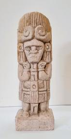 Mexicaans beeld in steen., Verzamelen, Beelden en Beeldjes, Ophalen of Verzenden, Zo goed als nieuw, Overige typen