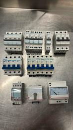 Diverse instalatie automaten, Ophalen of Verzenden