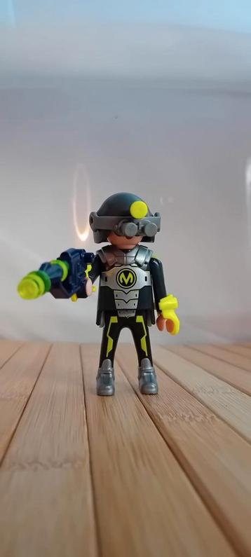Playmobil Set 9077 - Agent met wapen beschikbaar voor biedingen