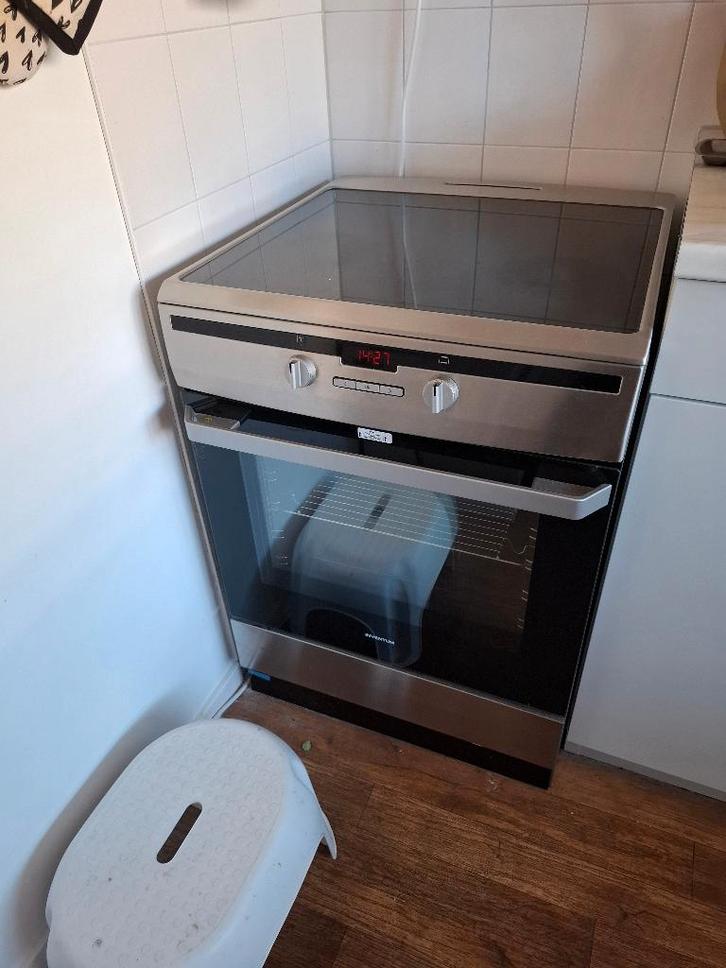 inductie fornuis, Witgoed en Apparatuur, Fornuizen, Zo goed als nieuw, Vrijstaand, Inductie, 4 kookzones, 85 tot 90 cm, 60 cm of meer