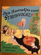 Drie Hoeraatjes voor Struisvogel! - Simon & Layton, Ophalen of Verzenden, Gelezen, Fictie algemeen