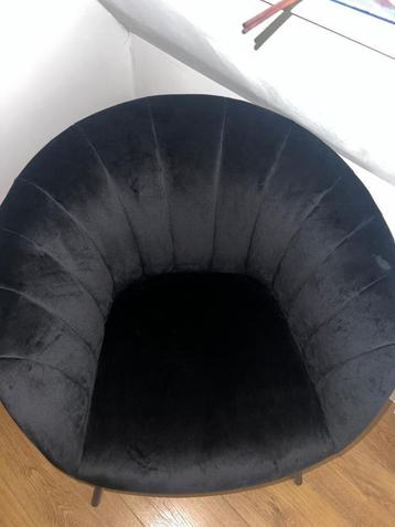 Stoel fauteuil beschikbaar voor biedingen