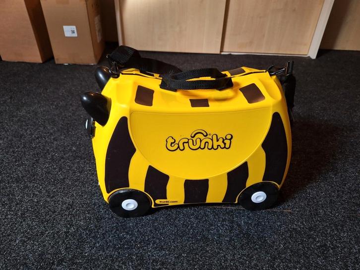 Trunki ride-one kinderkoffer., Sieraden, Tassen en Uiterlijk, Koffers, Zo goed als nieuw, Hard kunststof, Minder dan 50 cm, Minder dan 35 cm