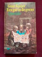 Guus Kuijer, Een gat in de grens., Ophalen of Verzenden, Gelezen, Guus Kuijer