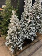 2 Kerstbomen, kunst met witte sneeuw high quality, Ophalen, Zo goed als nieuw