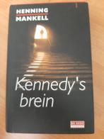 Henning Mankell - Kennedy's brein, Boeken, Detectives, Ophalen of Verzenden, Henning Mankell, Zo goed als nieuw