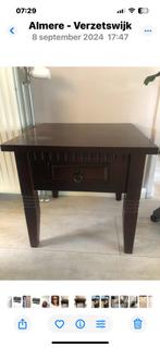 Massief houten bijzettafel, Ophalen, Gebruikt, Vierkant, 55 tot 75 cm