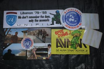 lot dutchbatt unifil stickers en een briefkaart beschikbaar voor biedingen