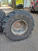 500/70/24 met Velgen 24 inch 8 gaats, Zakelijke goederen, Agrarisch | Onderdelen | Banden, Velgen en Assen, Ophalen of Verzenden