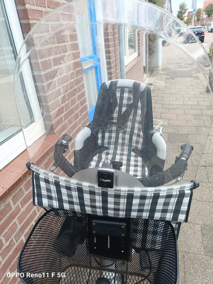 Bobike Fietsstoeltje Voor met Windscherm, Fietsen en Brommers, Fietsaccessoires | Fietsstoeltjes, Gebruikt, Voorzitje, 9 t/m 18 kg