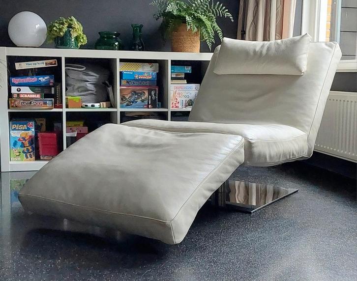 Natuzzi Zeta chaise longue wit leer, Huis en Inrichting, Banken | Sofa's en Chaises Longues, Eenpersoons, Minder dan 150 cm, Leer