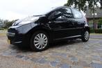 Peugeot 107 1.0-12V XS airco 5 drs rijd goed div. exstra,s n, Voorwielaandrijving, Euro 5, Stof, Gebruikt