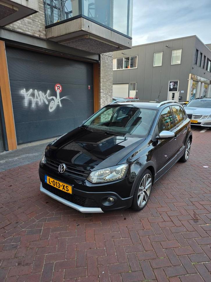 Volkswagen Polo 1.2 TSI 77KW DSG 2011 Zwart, Auto's, Volkswagen, Particulier, Polo, Airbags, Airconditioning, Android Auto, Apple Carplay