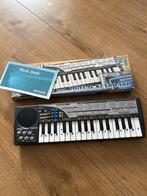 Bontempi GT 530 Digitaal Keyboard - Vintage!, Muziek en Instrumenten, Ophalen of Verzenden, Gebruikt, Overige aantallen