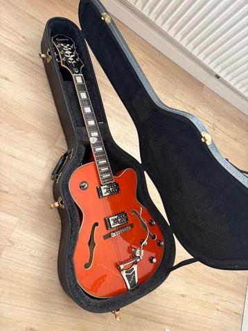 Epiphone Swingster Orange incl koffer beschikbaar voor biedingen