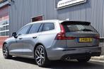 Volvo V60 2.0 T4 Momentum Pro Trekhaak, Elek. achterklep, Ca, Stof, Euro 6, 1969 cc, Bluetooth