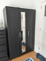 Black IKEA wardrobe, Huis en Inrichting, 25 tot 50 cm, Ophalen of Verzenden, Zo goed als nieuw
